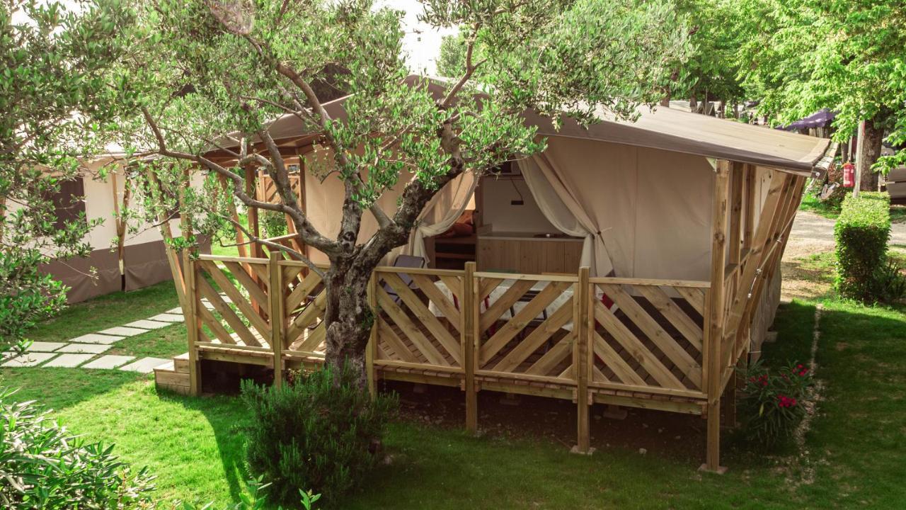 Sereno Camping Holiday Moniga del Garda Exteriör bild