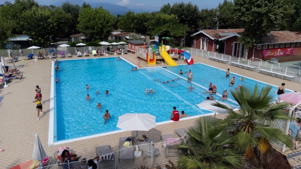 Sereno Camping Holiday Moniga del Garda Exteriör bild