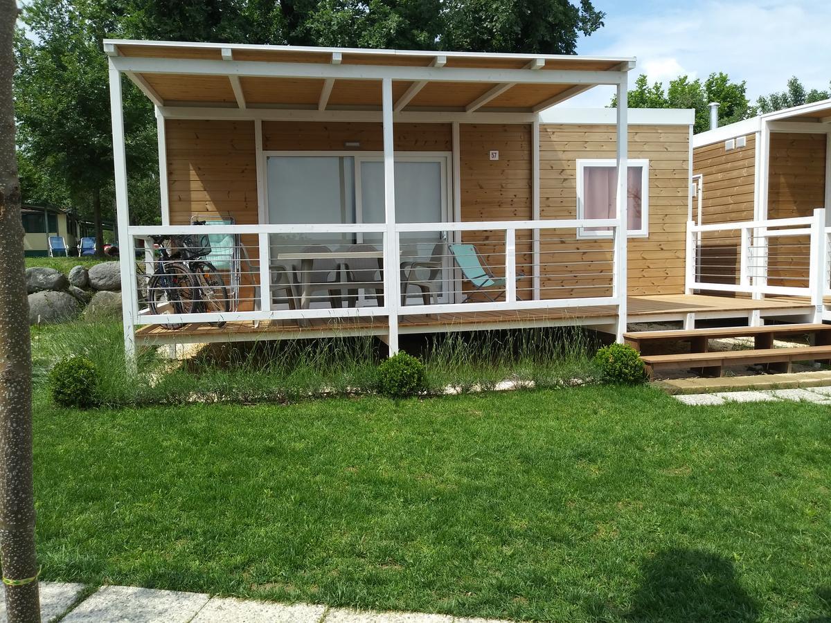 Sereno Camping Holiday Moniga del Garda Exteriör bild